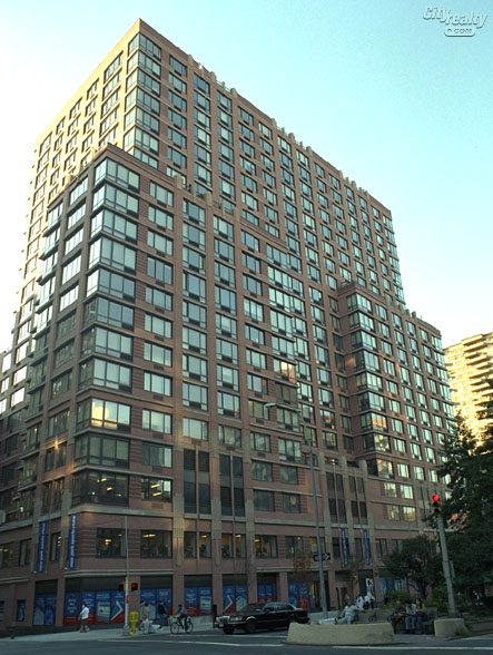 The Lyric - 255 West 94th Street apartments