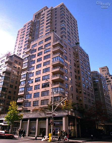 Brevoort East - 20 East 9th Street apartments