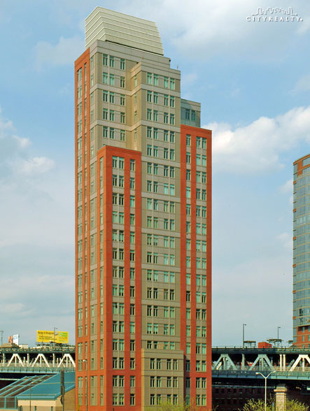 The Beacon Tower - 85 Adams Street apartments
