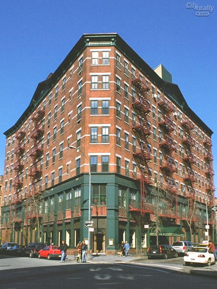 The Left Bank - 99 Bank Street apartments