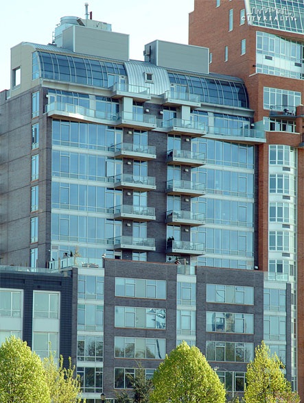 The Aurora - 30 Bayard Street apartments