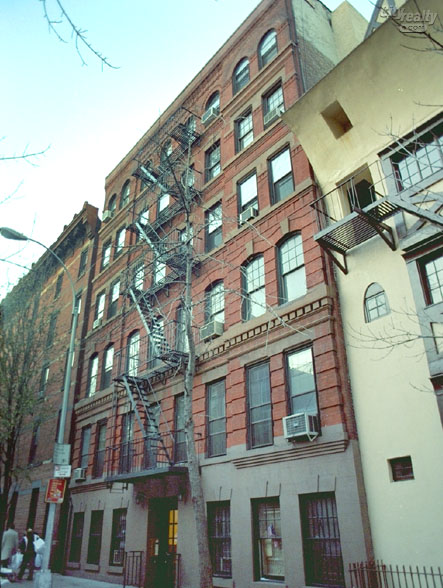 -2 Bedford Street apartments