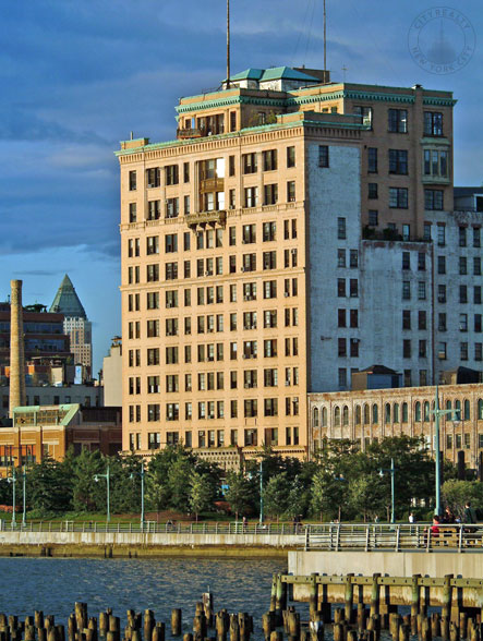 55 Bethune Street apartments