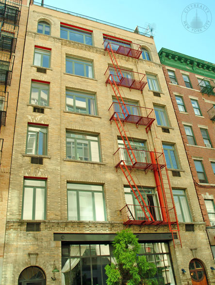 525 Broome Street apartments
