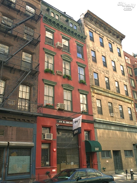 160 Chambers Street apartments