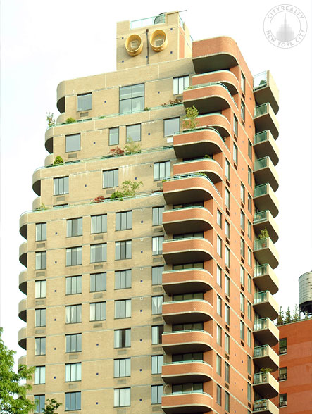 The Memphis Downtown - 140 Charles Street apartments