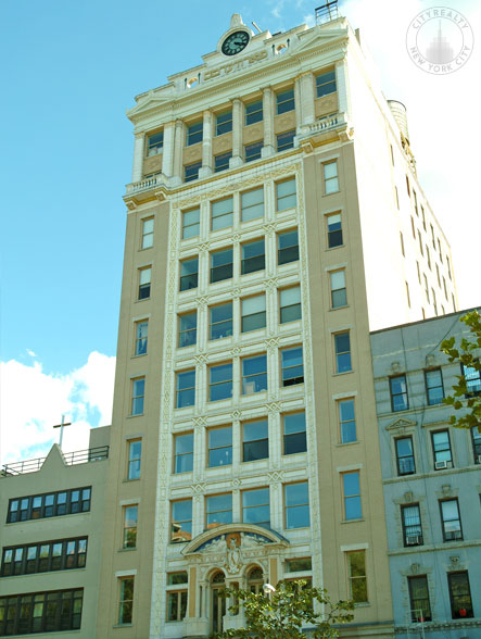 Forward Building - 175 East Broadway