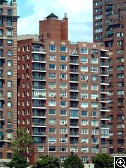 River Edge House, 33 East End Avenue