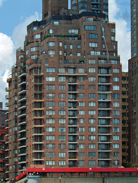 45 East End Avenue apartments