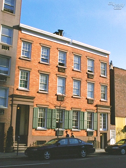 32 Eighth Avenue apartments