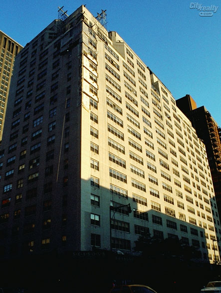 888 Eighth Avenue apartments