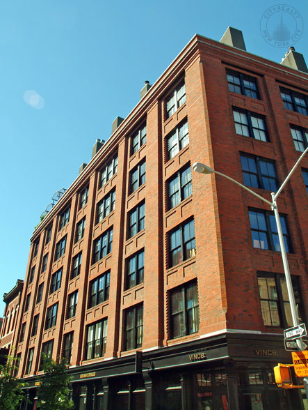 211 Elizabeth Street