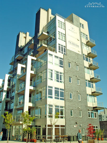 Northpoint Towers - 76 Engert Avenue apartments