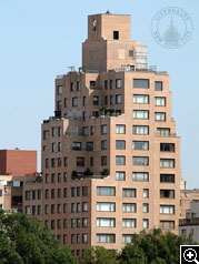 1049 Fifth Avenue