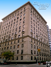 907 Fifth Avenue