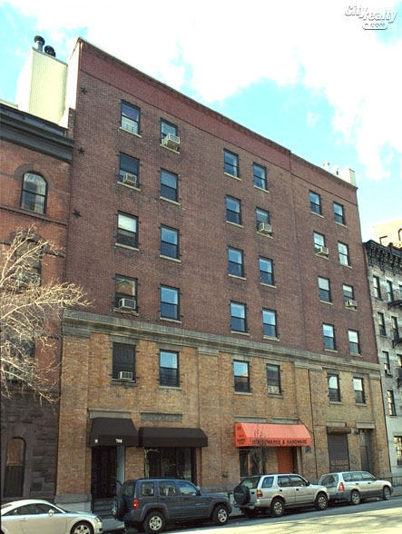 708 Greenwich Street apartments