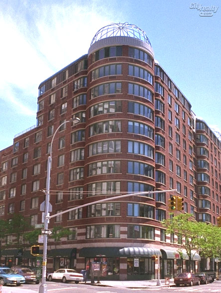 295 Greenwich Street apartments