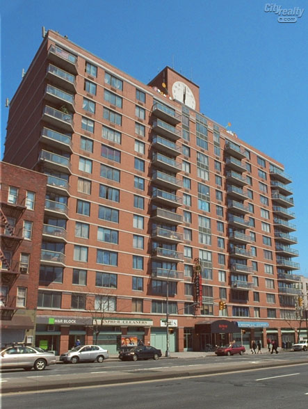 Red Square - 250 East Houston Street apartments