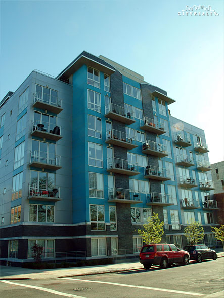 Aqua - 415 Leonard Street apartments