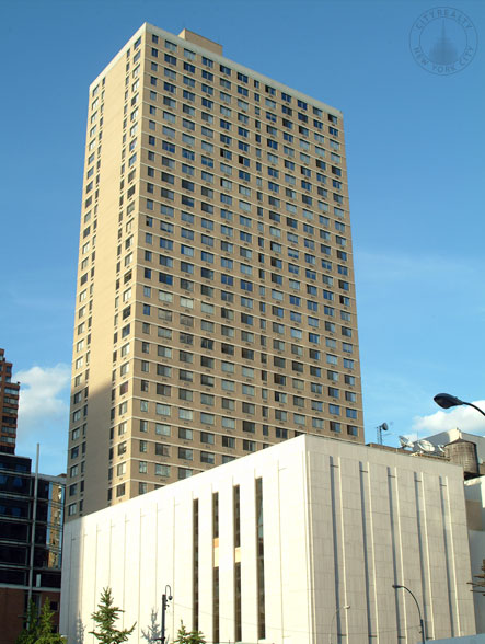 2 Lincoln Square apartments