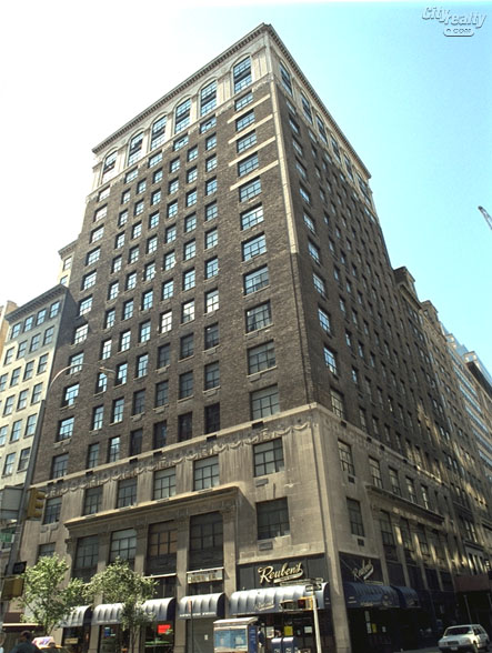 Murray Hill Plaza - 244 Madison Avenue apartments