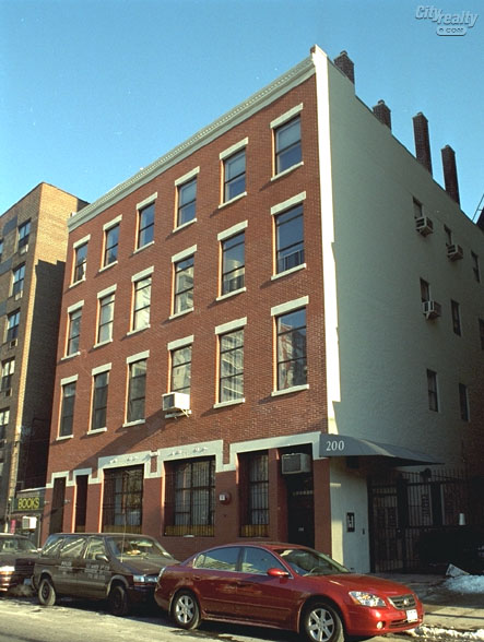 200 Mercer Street apartments