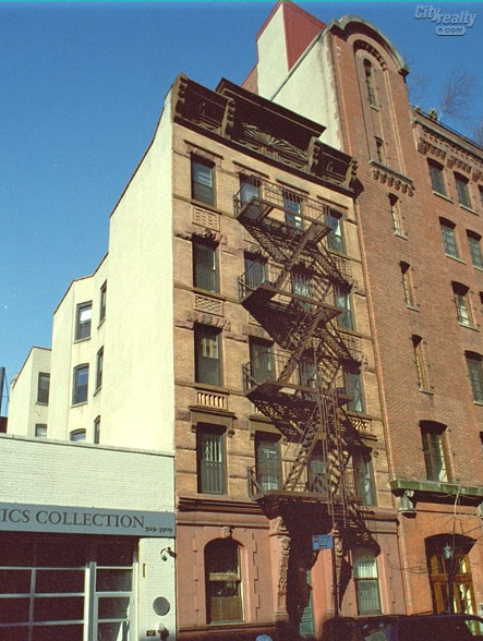 135 Perry Street apartments