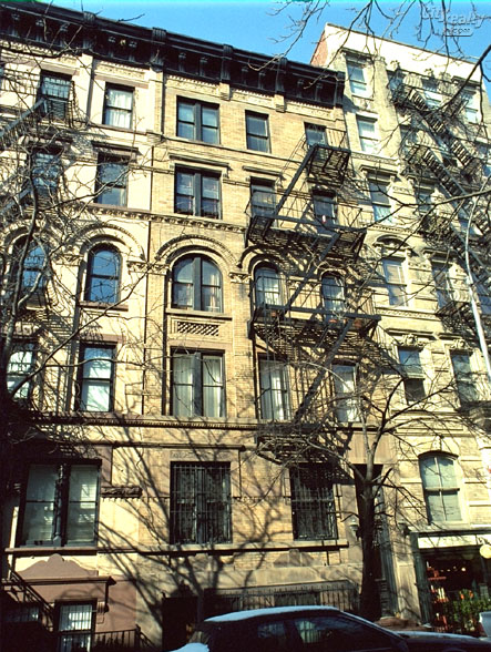 77 Perry Street apartments