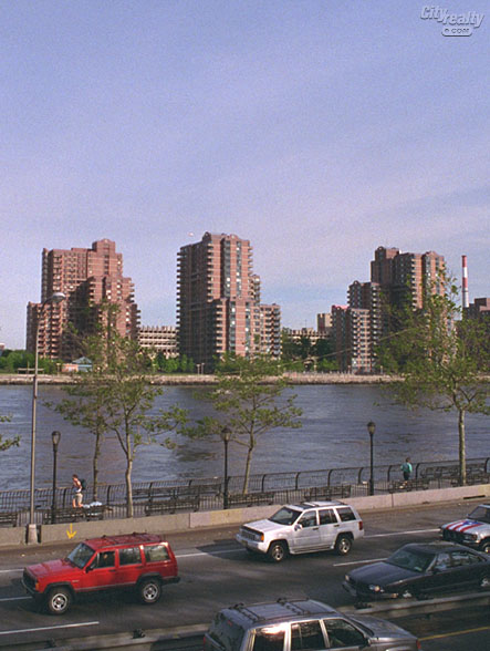 Manhattan Park - 30 River Road apartments