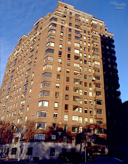 100 Riverside Drive apartments