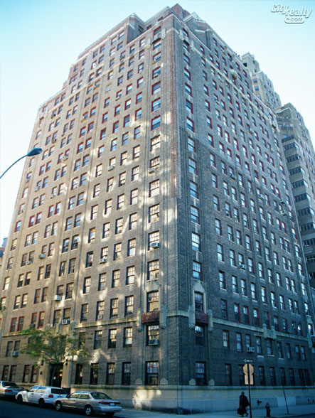 315 Riverside Drive apartments