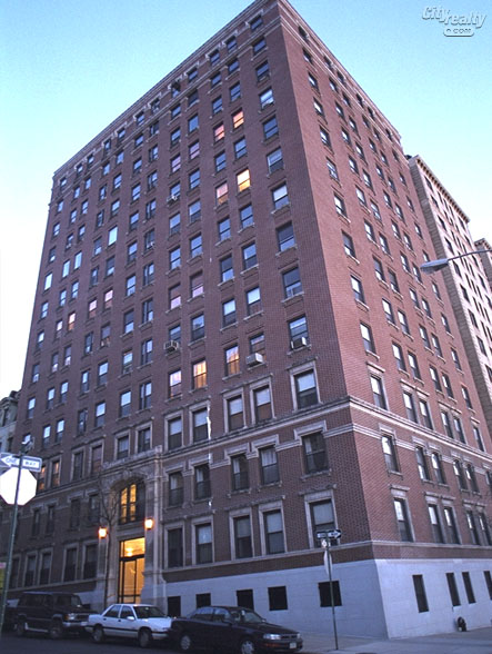 325 Riverside Drive apartments