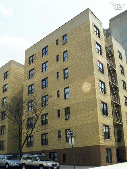 345 Riverside Drive apartments