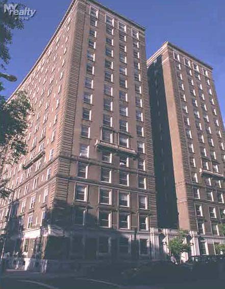 390 Riverside Drive apartments