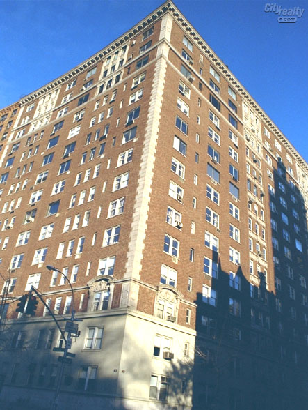 90 Riverside Drive apartments