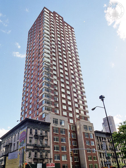 Chartwell House - 1760 Second Avenue apartments