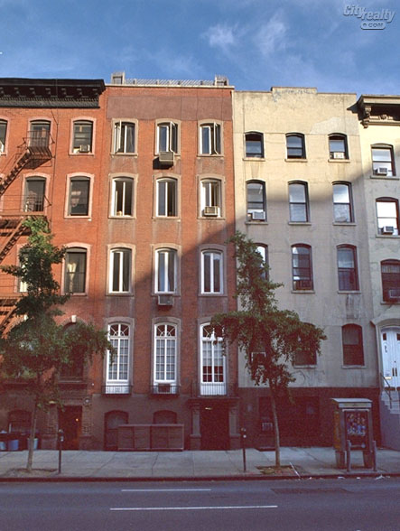 318 Second Avenue apartments
