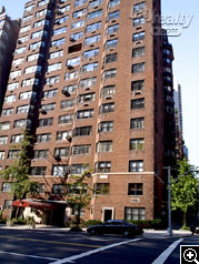 20 Sutton Place South