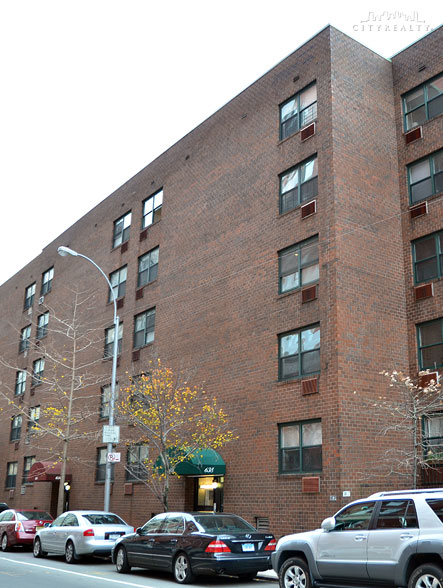 638 Washington Street apartments