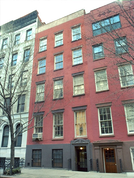 118 Waverly Place apartments