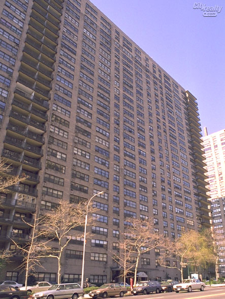 Lincoln Towers - 185 West End Avenue apartments